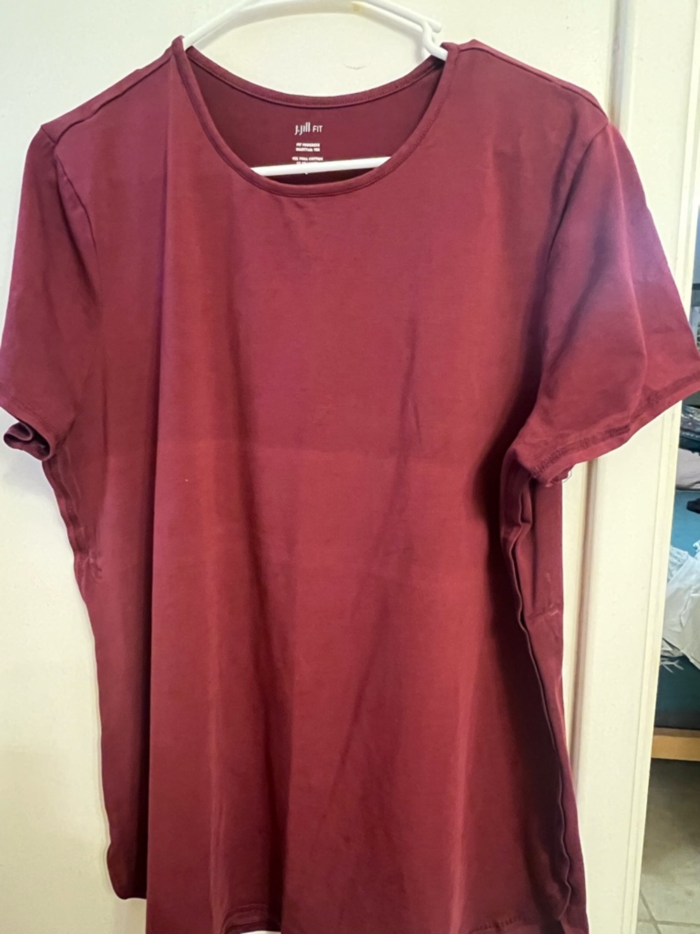 J. Jill Fit Progress Shirttail Tee in Wine